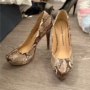 Chinese Laundry Beige Snake Pattern Heels